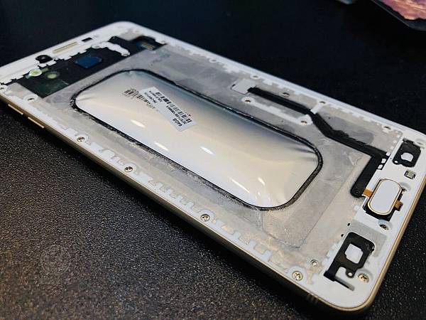 PHONE6S面板更換.jpg PHONE6S面板更換.jpg
