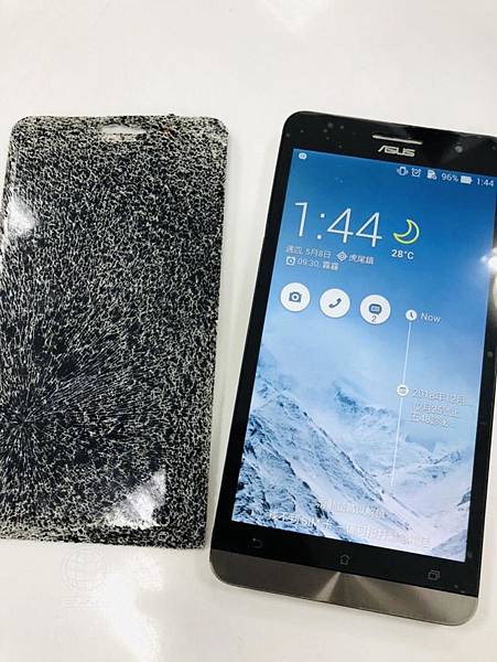 SONY XP電池膨脹(1).jpg SONY XP電池膨脹(1).jpg