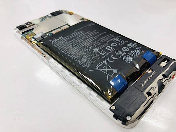 IPHONE8液晶不顯示.jpg IPHONE8液晶不顯示.jpg