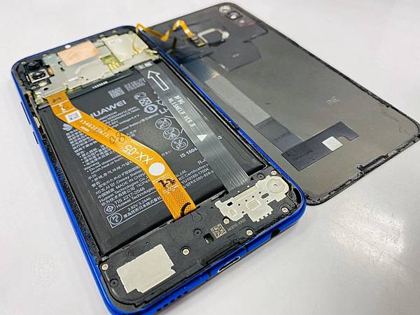 ASUS ZenFone 5Z尾插燒毀.jpg ASUS ZenFone 5Z尾插燒毀.jpg