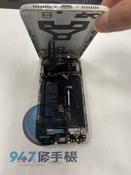 NOVA3I手機維修_電池更換_面板更換02.jpg NOVA3I手機維修_電池更換_面板更換02.jpg