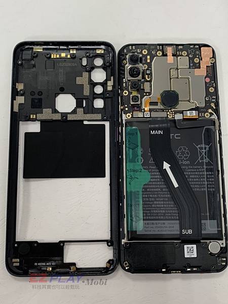 HTC-U20-手機維修_面板更換_電池更換03-768x1024.jpg HTC-U20-手機維修_面板更換_電池更換03-768x1024.jpg