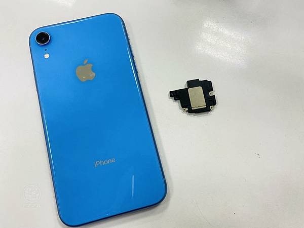 華碩ZenFone4更換螢幕(1).jpg 華碩ZenFone4更換螢幕(1).jpg