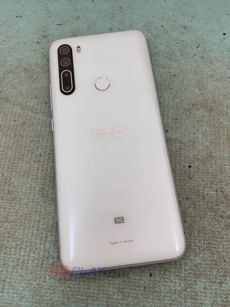 HTC-U20-背面.jpg