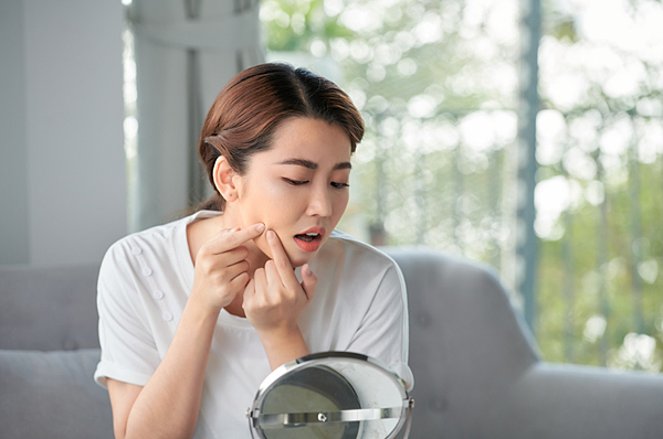 大爆痘越弄越糟？！容易忽視的根本原因