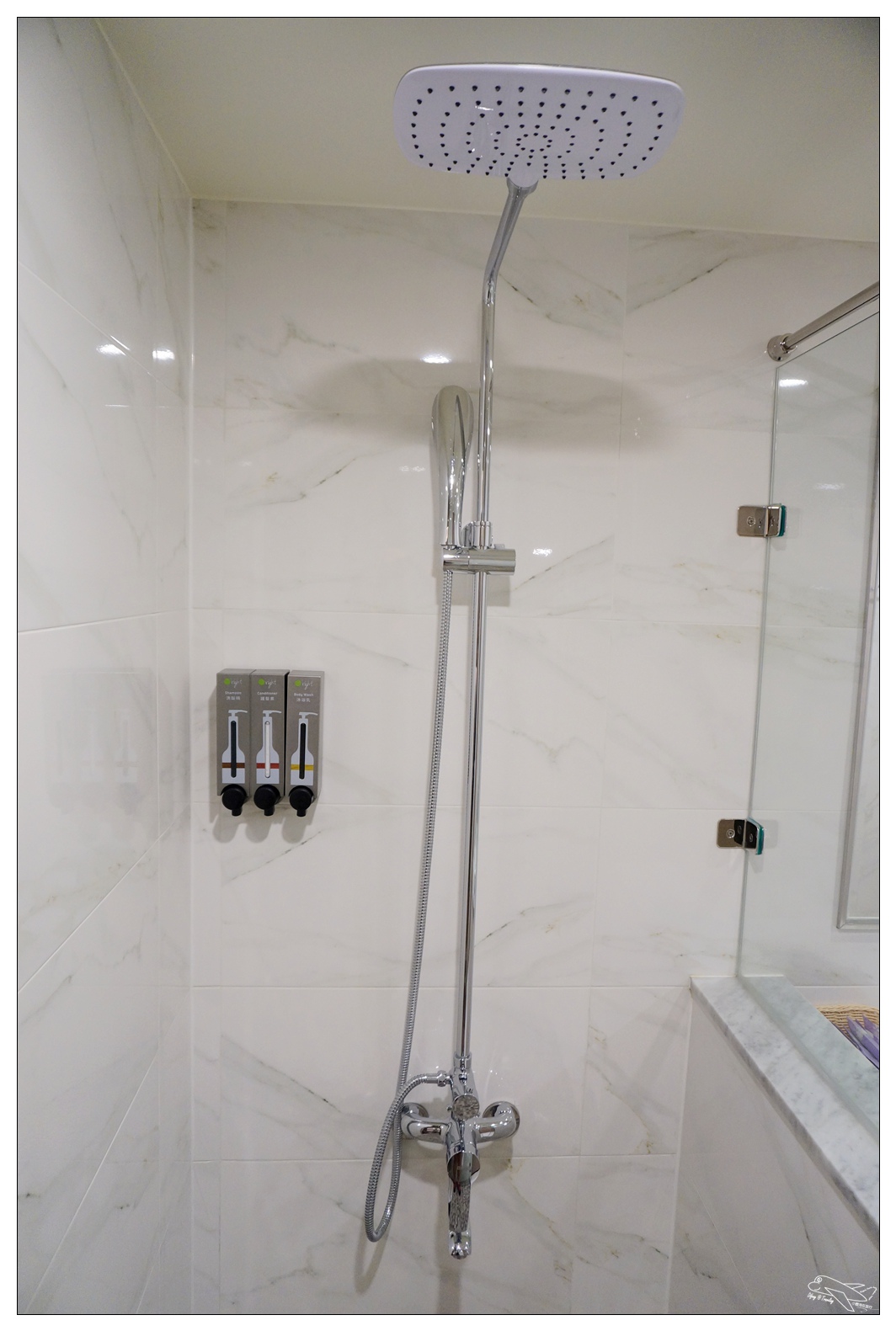 台中便宜親子飯店|愛麗絲國際大飯店 Aeris Hotel 最新台中商務飯店 台中親子住宿便宜飯店~ @走走停停,小燈泡在旅行 台中便宜親子飯店|愛麗絲國際大飯店 Aeris Hotel 最新台中商務飯店 台中親子住宿便宜飯店~