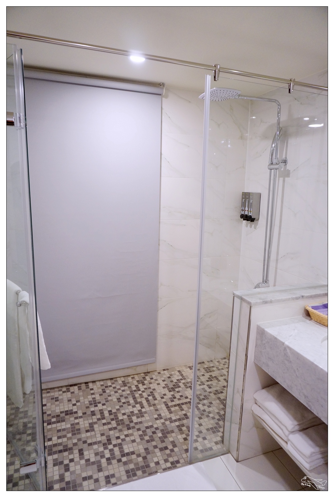 台中便宜親子飯店|愛麗絲國際大飯店 Aeris Hotel 最新台中商務飯店 台中親子住宿便宜飯店~ @走走停停,小燈泡在旅行 台中便宜親子飯店|愛麗絲國際大飯店 Aeris Hotel 最新台中商務飯店 台中親子住宿便宜飯店~