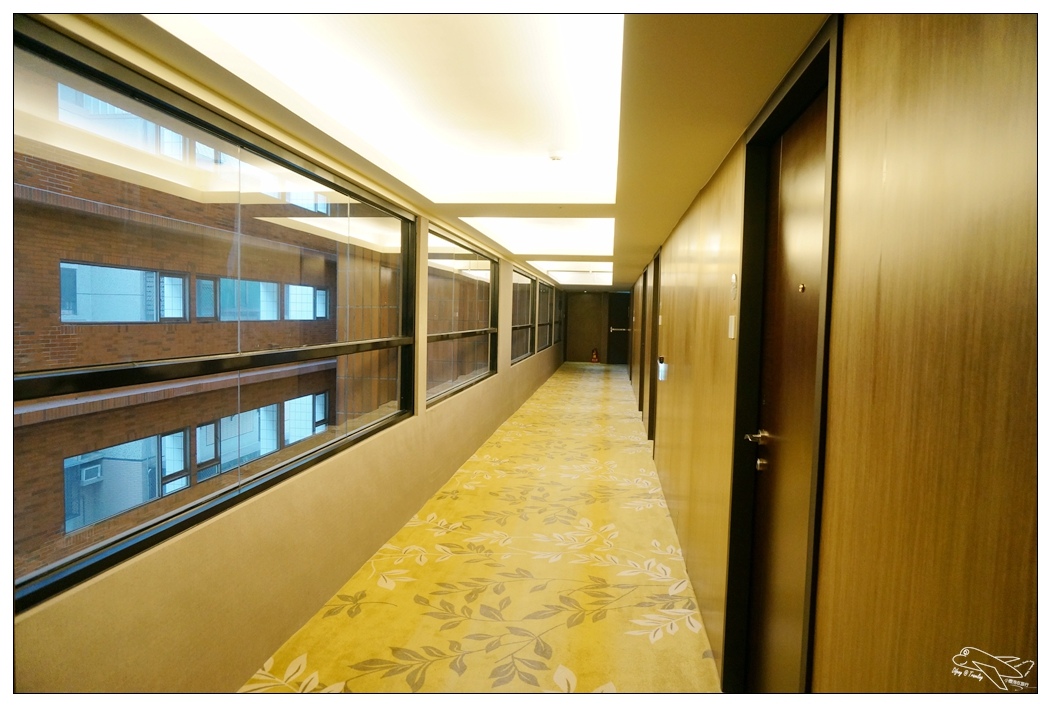 台中便宜親子飯店|愛麗絲國際大飯店 Aeris Hotel 最新台中商務飯店 台中親子住宿便宜飯店～