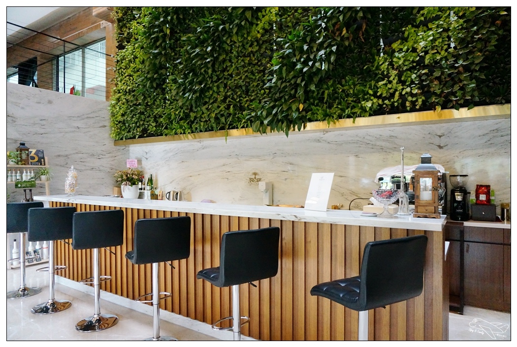 台中便宜親子飯店|愛麗絲國際大飯店 Aeris Hotel 最新台中商務飯店 台中親子住宿便宜飯店~ @走走停停,小燈泡在旅行 台中便宜親子飯店|愛麗絲國際大飯店 Aeris Hotel 最新台中商務飯店 台中親子住宿便宜飯店~