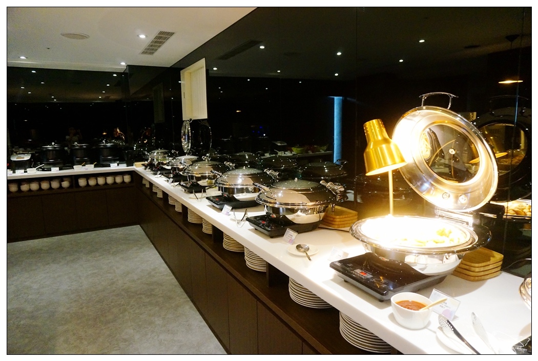 台中便宜親子飯店|愛麗絲國際大飯店 Aeris Hotel 最新台中商務飯店 台中親子住宿便宜飯店～