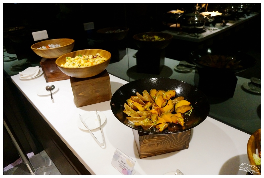 台中便宜親子飯店|愛麗絲國際大飯店 Aeris Hotel 最新台中商務飯店 台中親子住宿便宜飯店～