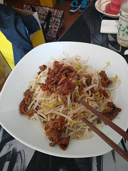 想一起吃個早餐