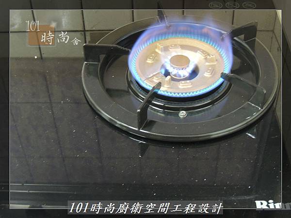 一字型廚房 作品分享:土城陳公館(34).JPG 一字型廚房 作品分享:土城陳公館(34).JPG