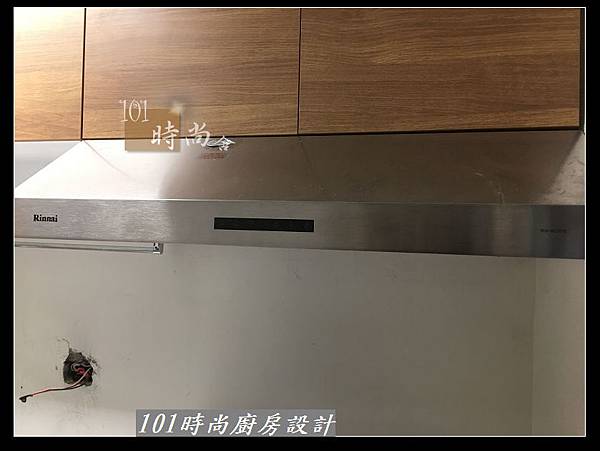 @二字型廚房設計 不鏽鋼檯面+中島櫃 廚具工廠直營 作品分享：政大二街(161).jpg