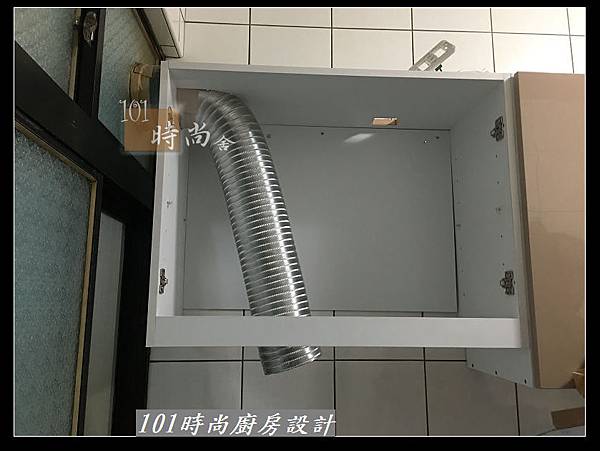 @不鏽鋼檯面 一字廚房設計作品分享：中和黃公館(16).JPG