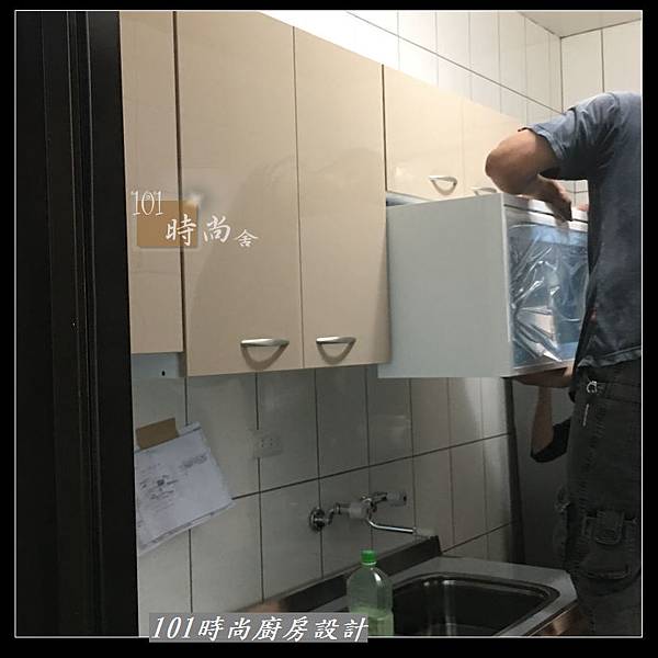 @不鏽鋼檯面 一字廚房設計作品分享：中和黃公館(24).JPG