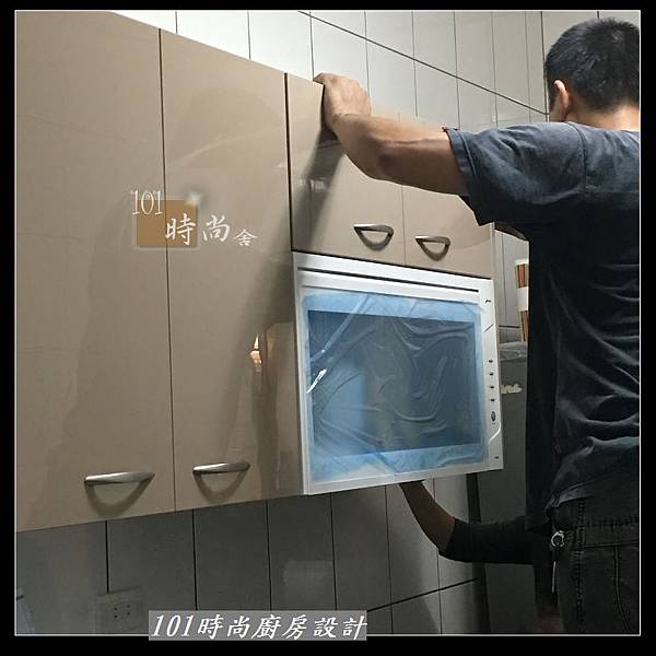 @不鏽鋼檯面 一字廚房設計作品分享：中和黃公館(28).JPG