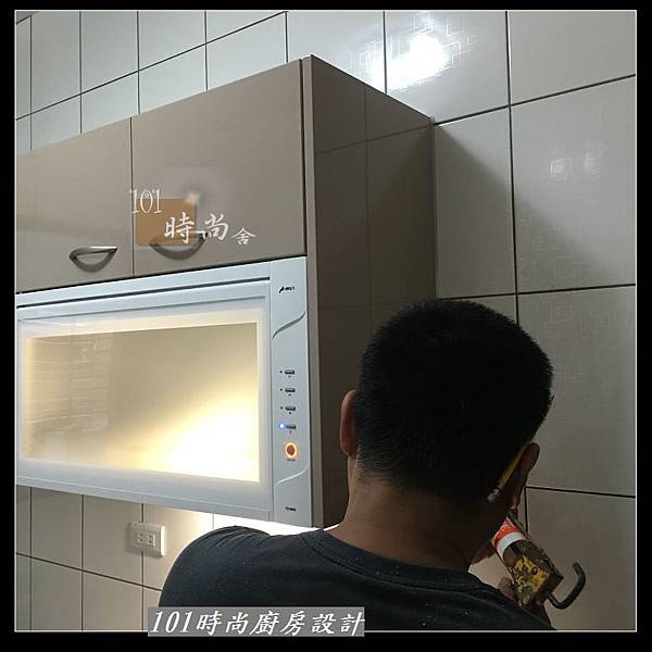 @不鏽鋼檯面 一字廚房設計作品分享：中和黃公館(44).JPG