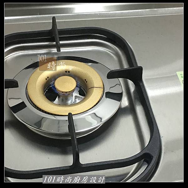 @不鏽鋼檯面 一字廚房設計作品分享：中和黃公館(57).JPG