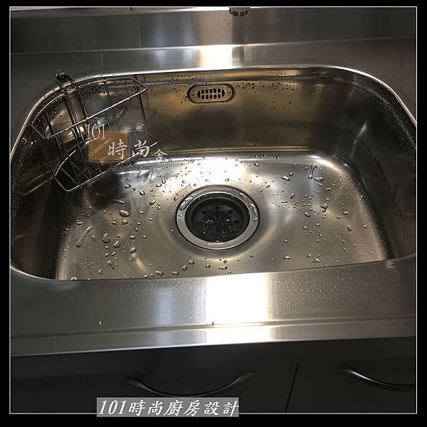 @不鏽鋼檯面 一字廚房設計作品分享：中和黃公館(63).JPG