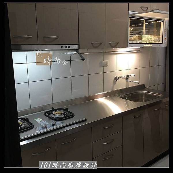 @不鏽鋼檯面 一字廚房設計作品分享：中和黃公館(69).JPG