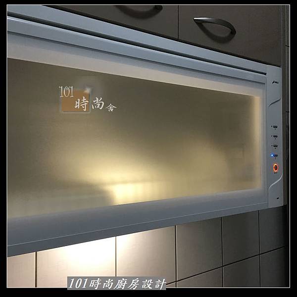 @不鏽鋼檯面 一字廚房設計作品分享：中和黃公館(80).JPG