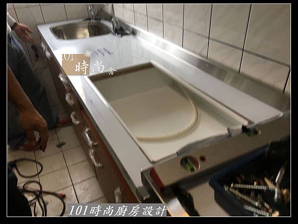 @不鏽鋼檯面一字廚房設計 廚具工廠直營  作品分享：三重陳s公館(39).jpg