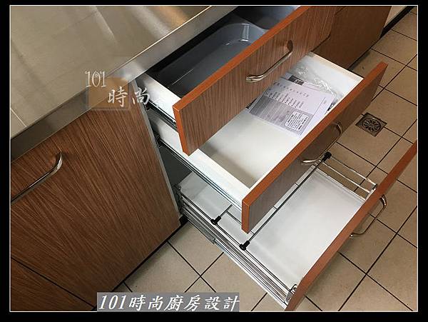 @不鏽鋼檯面一字廚房設計 廚具工廠直營  作品分享：三重陳s公館(75).jpg