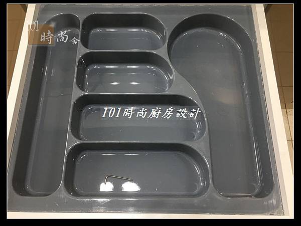 @不鏽鋼檯面一字廚房設計 廚具工廠直營 作品分享:德惠街陳公館(98).JPG @不鏽鋼檯面一字廚房設計 廚具工廠直營 作品分享:德惠街陳公館(98).JPG