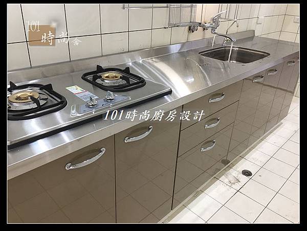 @不鏽鋼檯面一字廚房設計 廚具工廠直營 作品分享:德惠街陳公館(122).JPG @不鏽鋼檯面一字廚房設計 廚具工廠直營 作品分享:德惠街陳公館(122).JPG