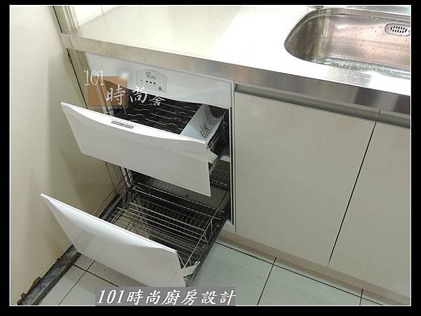 @不鏽鋼檯面一字廚房設計 廚具工廠直營 作品分享:松山路劉公館(59).jpg @不鏽鋼檯面一字廚房設計 廚具工廠直營 作品分享:松山路劉公館(59).jpg