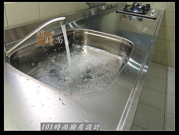 @不鏽鋼檯面一字廚房設計 廚具工廠直營 作品分享:松山路劉公館(68).jpg @不鏽鋼檯面一字廚房設計 廚具工廠直營 作品分享:松山路劉公館(68).jpg
