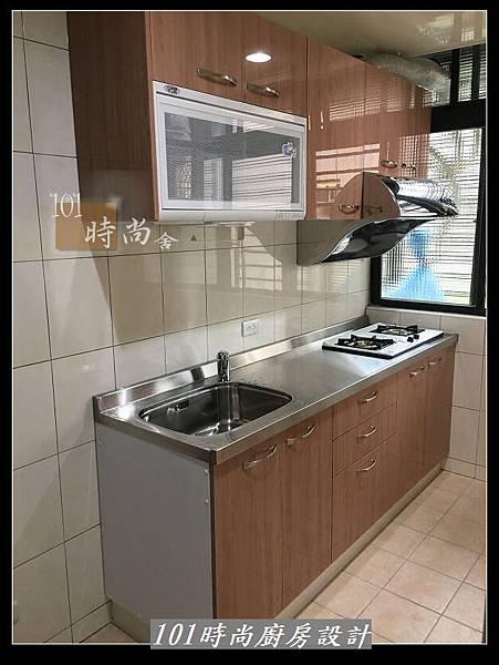 @不鏽鋼檯面廚房設計一字型作品-萬大路張公館(61).JPG