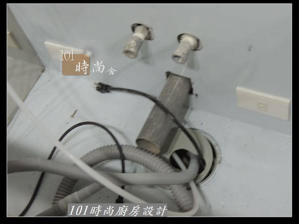 @二字型廚具 系統廚具工廠 人造石檯面二字型廚具 作品-板橋許公館-(1).jpg