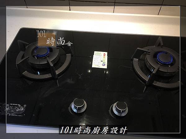 @廚房設計 廚具設計 廚房流理台 廚具工廠直營 人造石檯面一字型廚房 作品分享:中和董公館(85).jpg @廚房設計 廚具設計 廚房流理台 廚具工廠直營 人造石檯面一字型廚房 作品分享:中和董公館(85).jpg