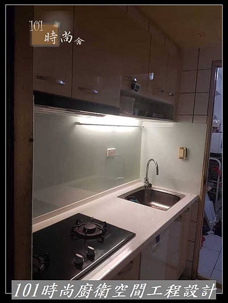 @一字廚房設計廚具工廠直營 101時尚廚具設計 樂天人造石檯面 作品-新北市中和陳公館(124).JPG @一字廚房設計廚具工廠直營 101時尚廚具設計 樂天人造石檯面 作品-新北市中和陳公館(124).JPG