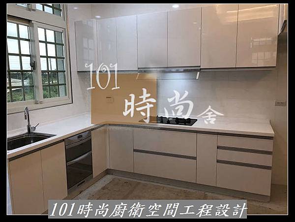 @L字型廚房設計 宜蘭頭城廚具工廠直營 101時尚系統廚具設計 韓國進口樂天(原三星)人造石 作品-宜蘭張公館 -進口樂天人造石檯面+木心板桶身+5面結晶鋼烤門板+林內三機 (116).jpg @L字型廚房設計 宜蘭頭城廚具工廠直營 101時尚系統廚具設計 韓國進口樂天(原三星)人造石 作品-宜蘭張公館 -進口樂天人造石檯面+木心板桶身+5面結晶鋼烤門板+林內三機 (116).jpg