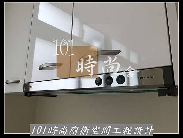 @美耐板門板 矽鋼石、人造石、石英石檯面廚具規劃 台北廚具工廠推荐-101時尚廚具 台北 八里 桃園 中壢 新竹 宜蘭 作品-板橋漢生西路(29)-人造石檯面.jpg