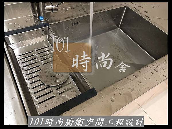 @不鏽鋼檯面工廠 達榮不鏽鋼檯面廚具-101時尚廚具 台北 八里 桃園 中壢 新竹 宜蘭 作品-鶯歌林公館(61)-5面結晶鋼烤門+櫻花二機+櫻花平面落地烘碗機(01).jpg