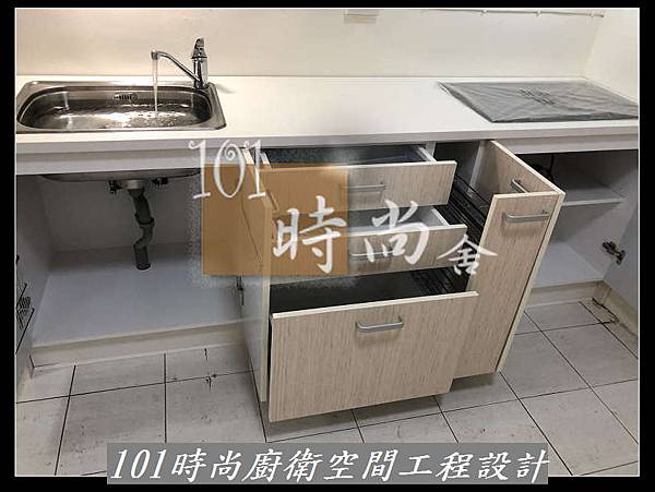 @美耐板門板 新北廚具工廠 廚具工廠推荐 101時尚廚具 台北 八里 桃園 中壢 新竹 -美耐板門板+櫻花3機-作品分享板橋民族路(29).jpg