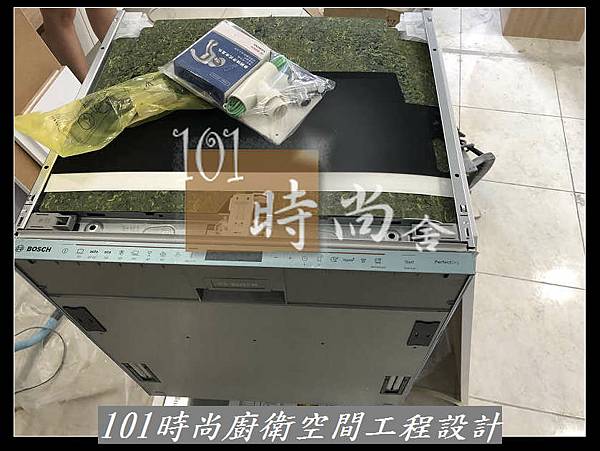 @新北廚具 推薦 賽麗石檯面 新北廚具工廠  101時尚廚具 台北 八里 桃園 中壢 新竹 -五面結晶門板+櫻花2機(4).jpg