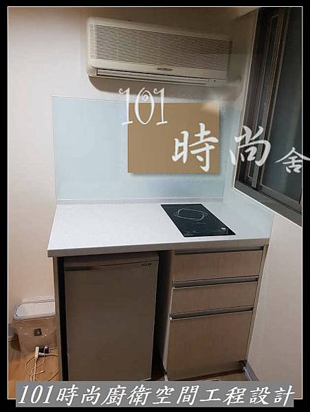 @美耐板門板 美耐板檯面 小套房廚具 桃園廚具工廠推荐-101時尚廚具 台北 八里 桃園 中壢 新竹 宜蘭 作品-台北(113).jpg