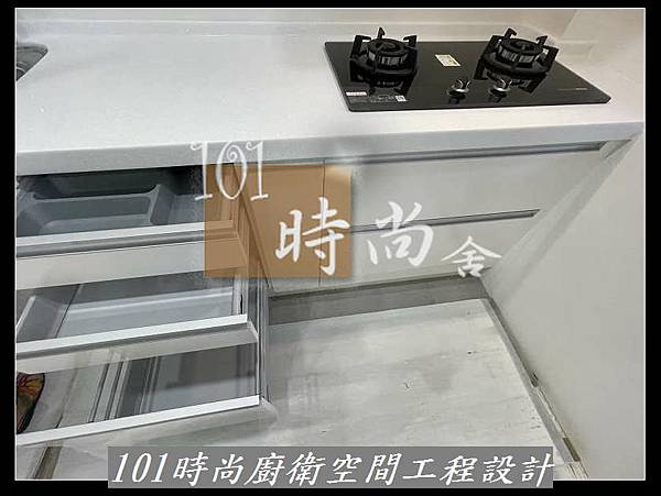 @廚具推薦 人造石檯面 系統廚具 板橋廚具工廠推薦 廚具工廠直營101時尚廚具 八里 桃園 中壢 新竹 台北(125) .jpg