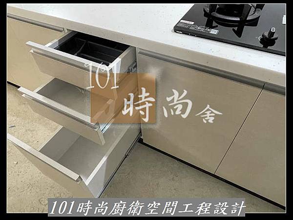 @中壢廚具推薦ptt 桃園 中壢 櫥櫃工廠直營 八里系統櫃工廠 廚具工廠mobile01 台北 八里 桃園 中壢 新竹 宜蘭廚具工廠推薦 (40).jpg