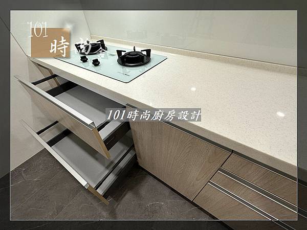 @新北廚具推荐 新北廚具工廠推荐 廚具工廠推荐 系統廚具設計 廚房設計中島 L型廚房設計 簡約廚房設計 三峽廚具(16) .jpg @新北廚具推荐 新北廚具工廠推荐 廚具工廠推荐 系統廚具設計 廚房設計中島 L型廚房設計 簡約廚房設計 三峽廚具(16) .jpg