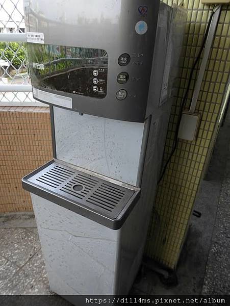 一臺飲水機，看到臺灣社會的微型縮影