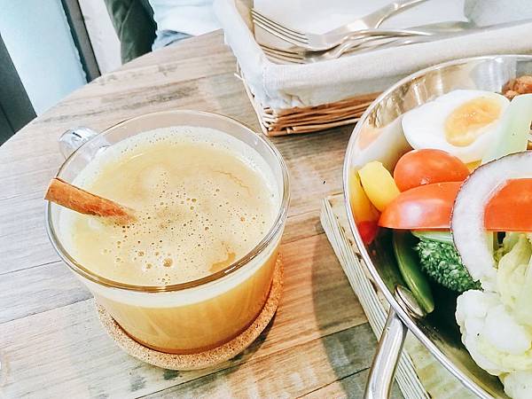 2017-04-27-12-37-06.jpg 2017-04-27-12-37-06.jpg