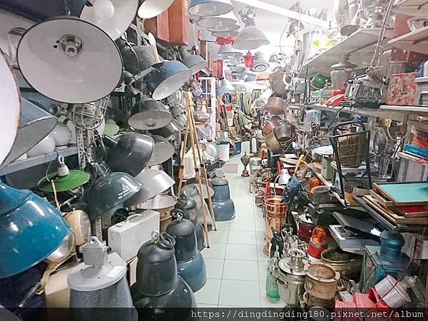 匈牙利。布達佩斯。中歐最大跳蚤市場 Budapest：Ecs