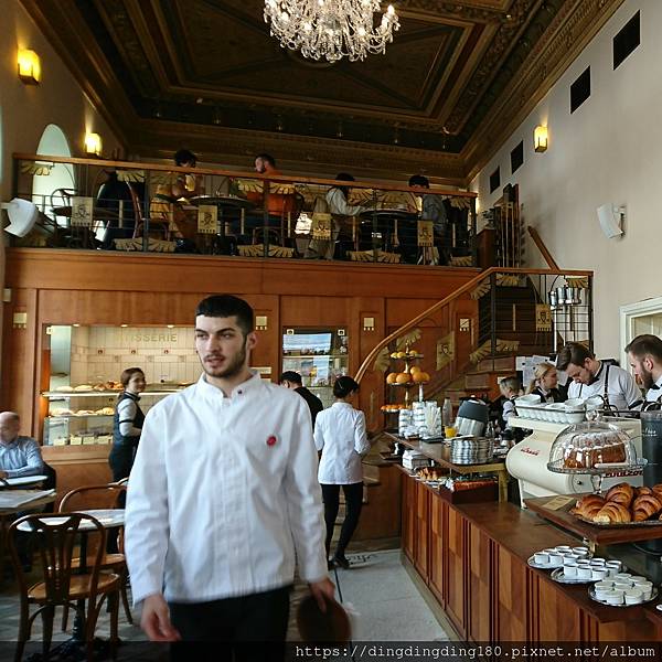 【咖啡館紀行】捷克布拉格。Café Savoy 【咖啡館紀行】捷克布拉格。Café Savoy