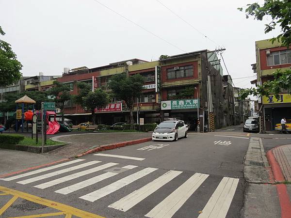 連長牛肉麵, 台北市, 南港區, 忠孝東路, 捷運昆陽站